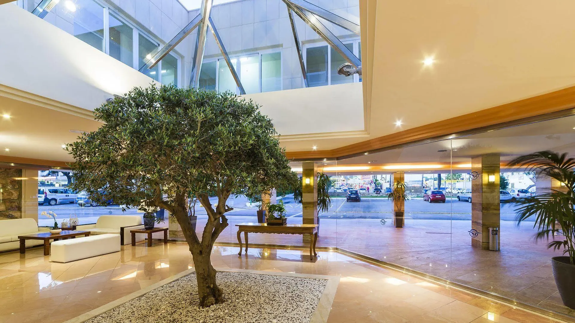 Hotel Globales America Calas de Mallorca